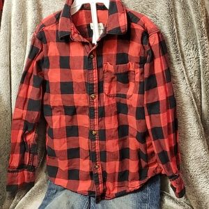 Boys 5T Red/Black Plaid Long Sleeve outfit